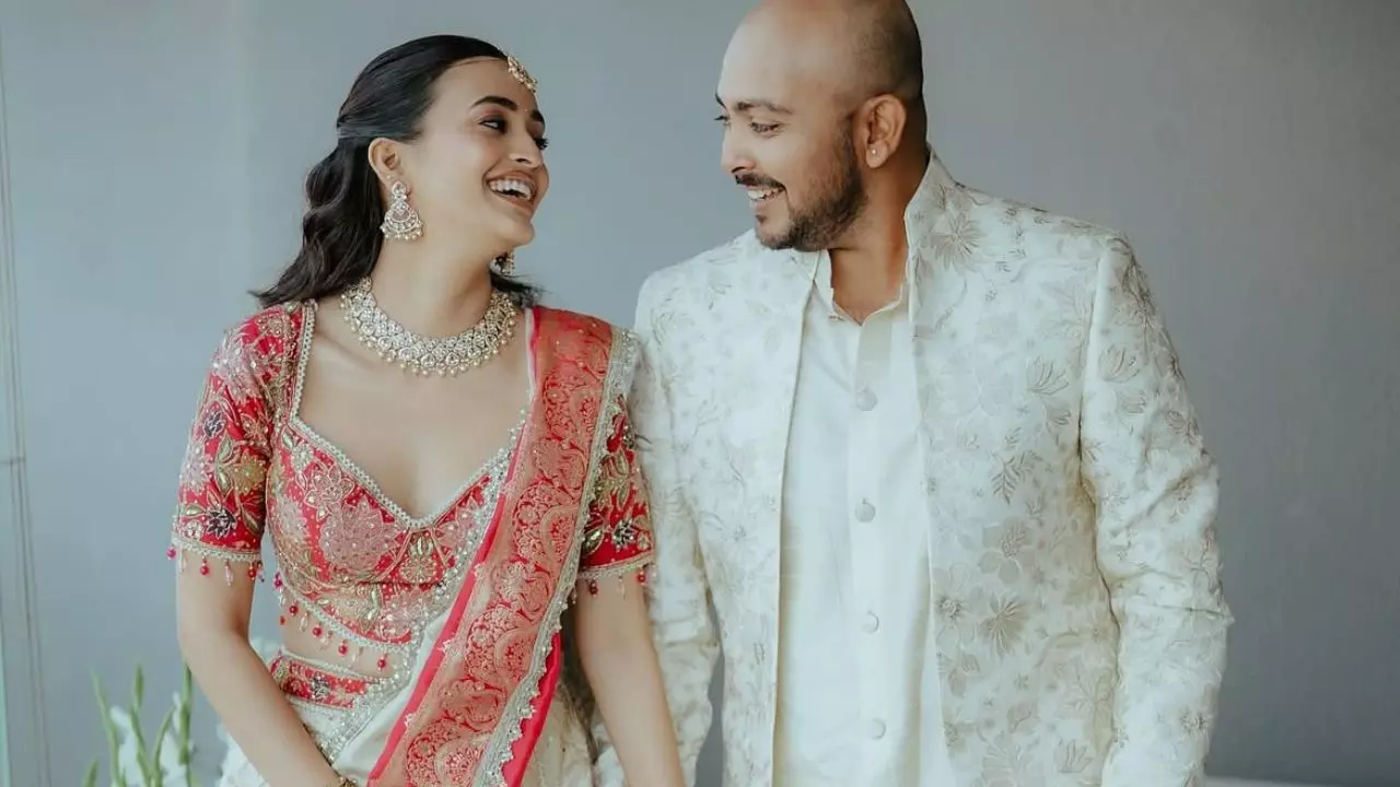 पहले तोड़ी सगाई और अब फिर आए साथ... 25 दिन में ऐसा क्या हुआ जिसने बदल दिया Prithvi Shaw और Akriti Agarwal का रिश्ता?