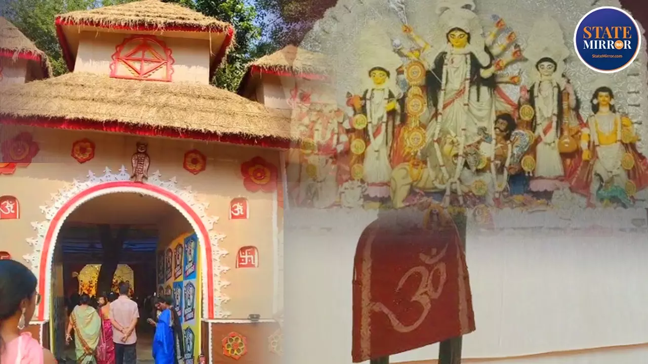 बंगाल के गांवों की दिखेगी झलक... दुर्गा पूजा पर नोएडा में कहां बना ऐसा भव्य पंडाल, पहुंच सकते हैं इतने हजार श्रद्धालु