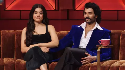 जब मैं दर्द में थी, तब वो साथ था तुम नहीं... Koffee With Karan 9 में विजय पर उठे सवाल तो रश्मिका ने ट्रोलर्स को सुनाई खरी-खोटी जब मैं दर्द में थी, तब वो साथ था तुम नहीं... Koffee With Karan 9 में विजय पर उठे सवाल तो रश्मिका ने ट्रोलर्स को सुनाई खरी-खोटी